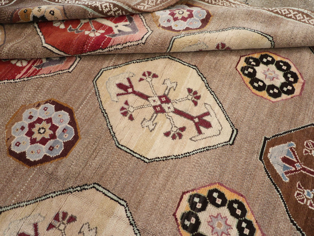 Vintage Turkish Anatolian Tribal Room Size Carpet, No.31649 - Staging