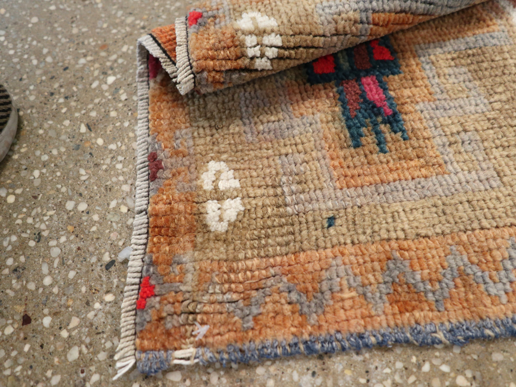 Vintage Turkish Anatolian Throw Rug, No.31663 - Staging