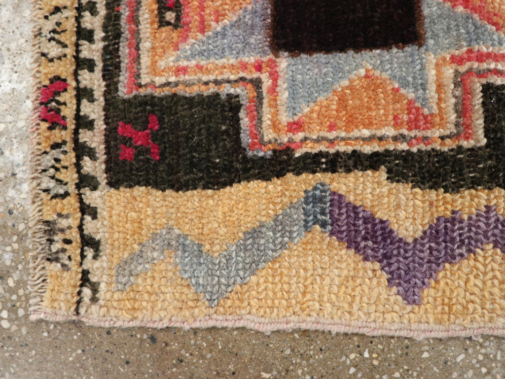 Vintage Turkish Anatolian Throw Rug, No.31664 - Staging