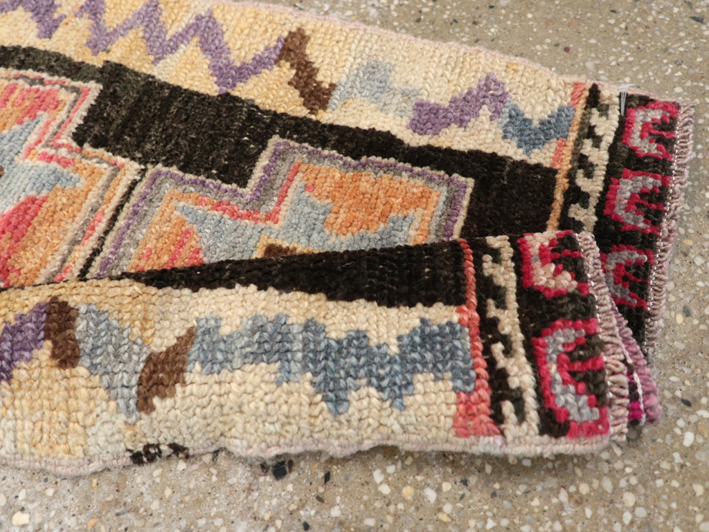 Vintage Turkish Anatolian Throw Rug, No.31664 - Staging