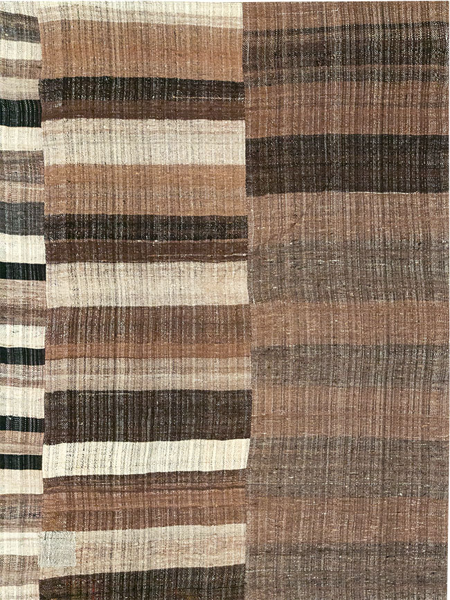 Modern Turkish Flatweave Kilim Square Room Size Carpet, No.31675 - Staging