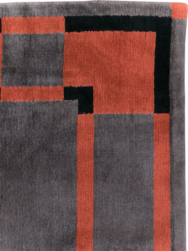 Vintage French Art Deco Accent Rug, No.31683 - Staging