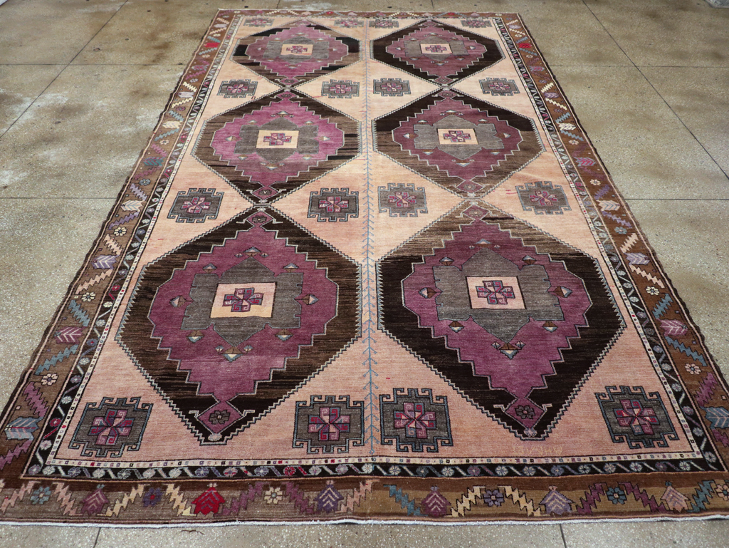 Vintage Turkish Anatolian Tribal Long Room Size Carpet, No.31692 - Staging