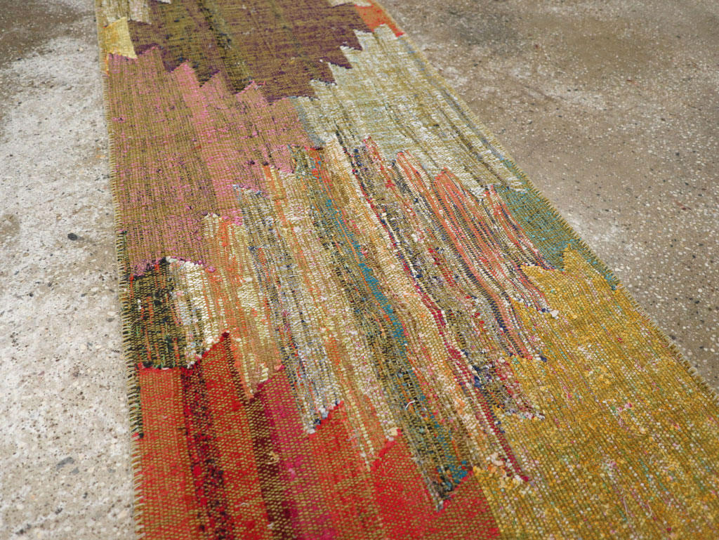 Modern Turkish Flatweave Runner, No.31697 - Staging
