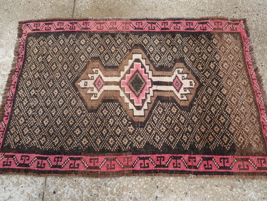Vintage Turkish Anatolian Throw Rug, No.31707 - Staging