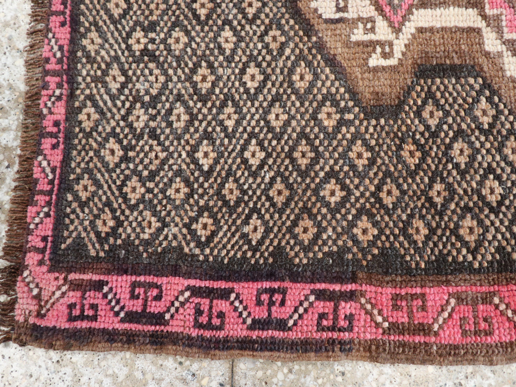 Vintage Turkish Anatolian Throw Rug, No.31707 - Staging