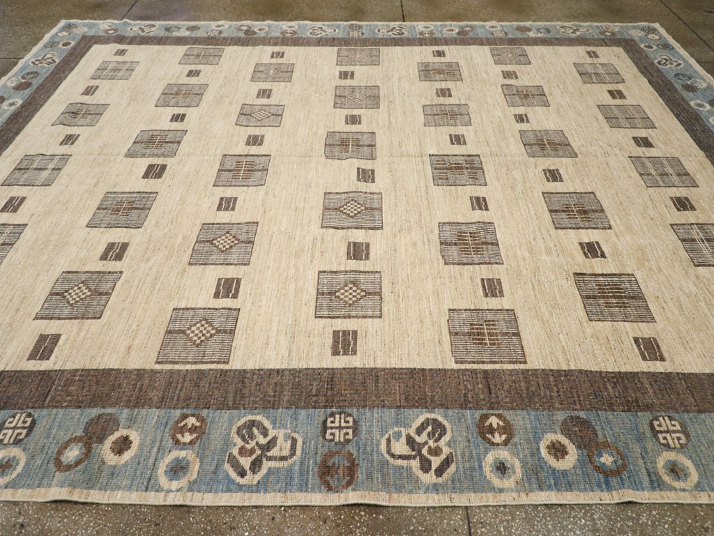 Modern East Turkestan Khotan Room Size Carpet, No.31724 - Staging