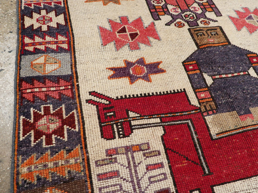 Vintage Persian Pictorial Bakhtiari Accent Rug, No.31742 - Staging