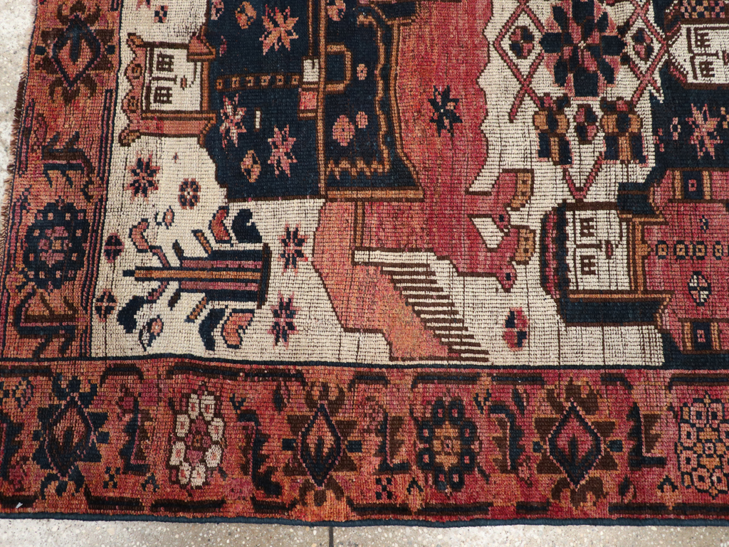 Vintage Persian Bakhtiari Rug, No.31747 - Staging