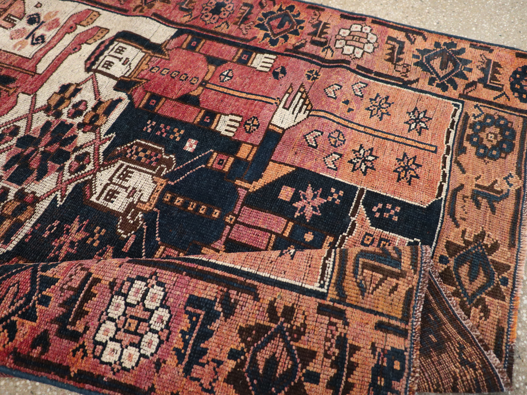 Vintage Persian Bakhtiari Rug, No.31747 - Staging