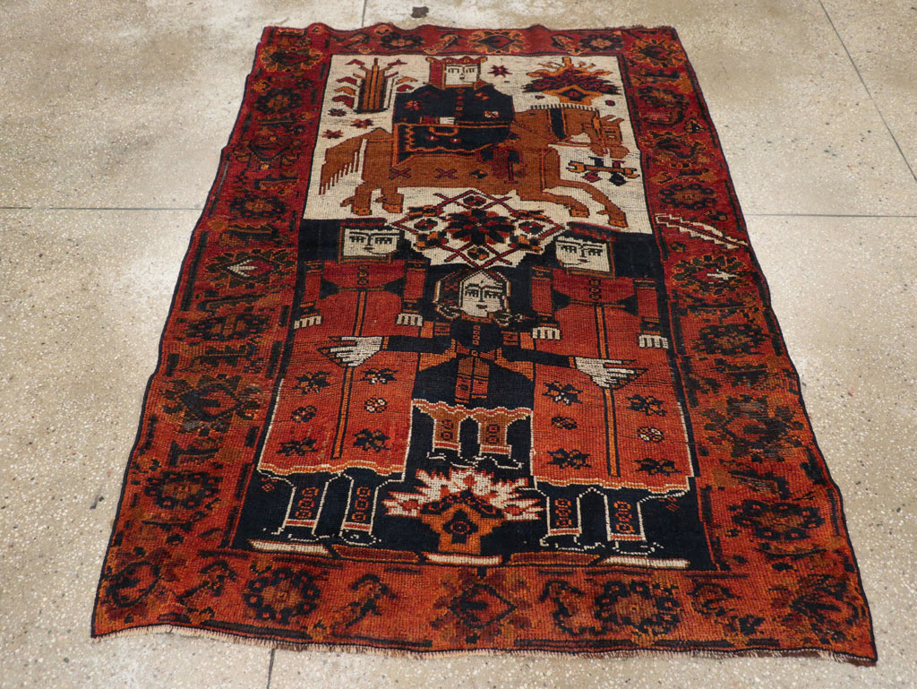 Vintage Persian Bakhtiari Rug, No.31753 - Staging
