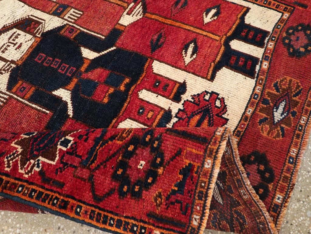 Vintage Persian Bakhtiari Pictorial Rug, No.31754 - Staging