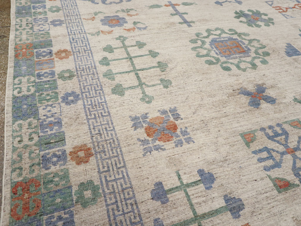 Modern East Turkestan Khotan Room Size Carpet, No.31761 - Staging