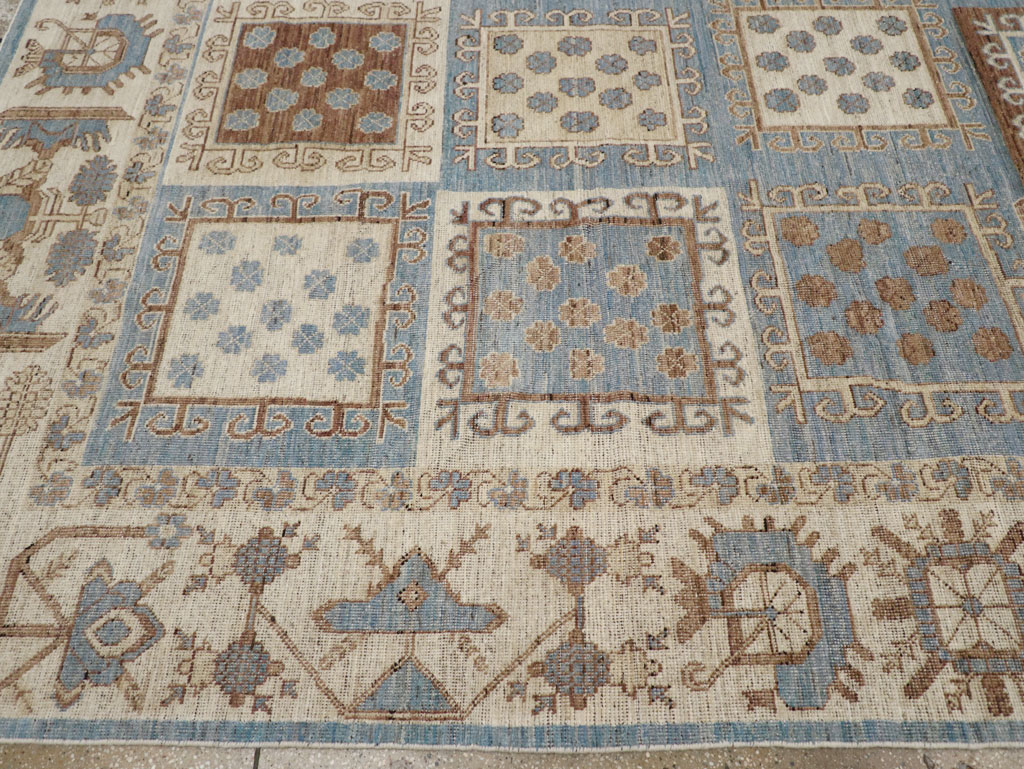 Modern East Turkestan Khotan Room Size Carpet, No.31765 - Staging