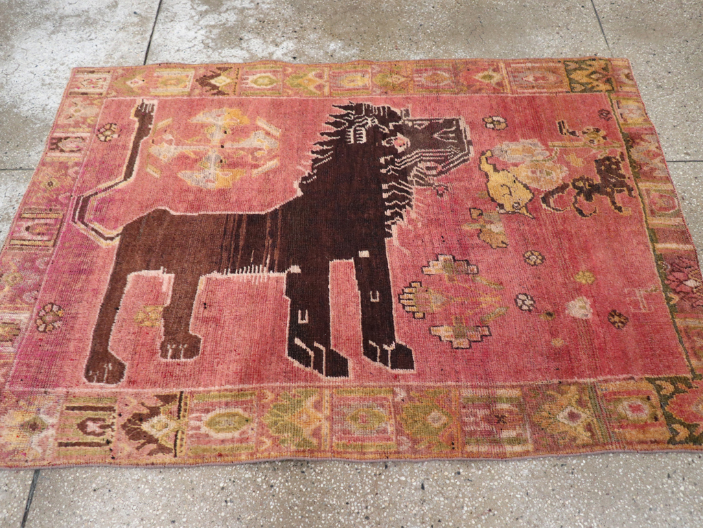 Vintage Persian Pictorial Shiraz Throw Rug, No.31777 - Staging