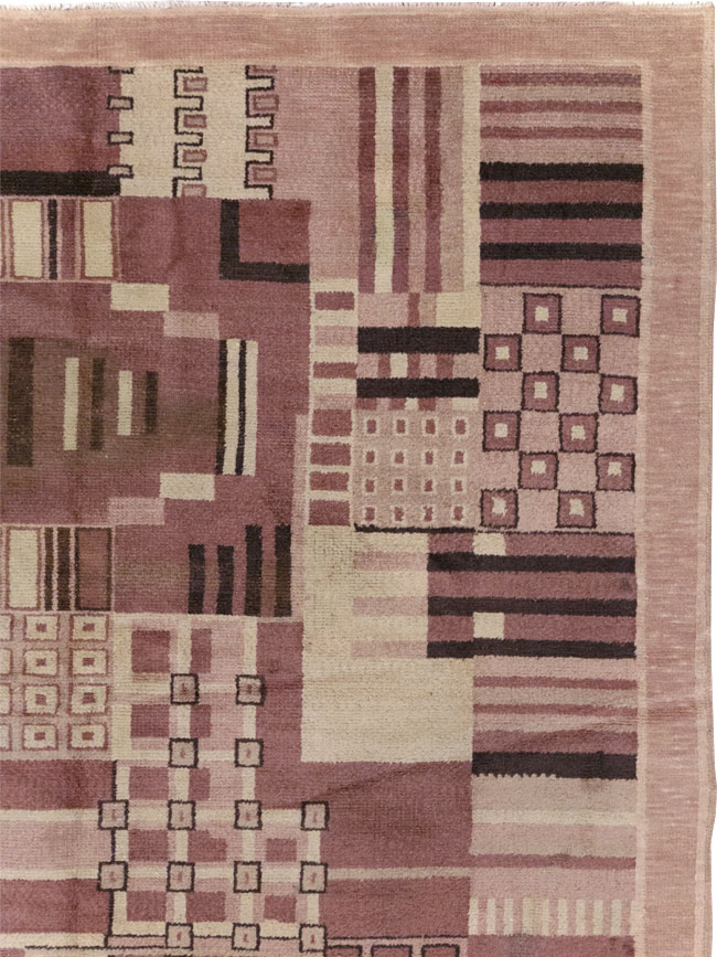 Vintage Indian Art Deco Style Room Size Carpet, No.31792 - Staging