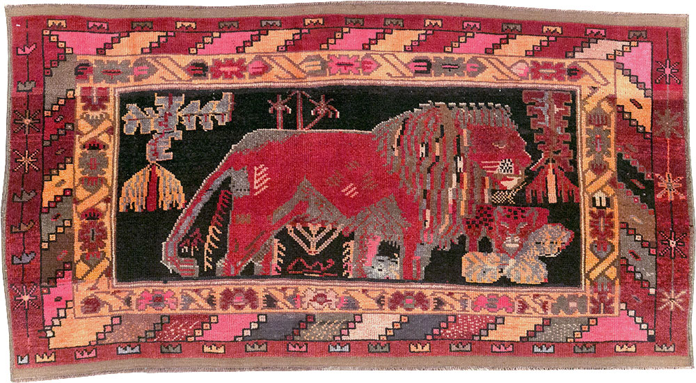 Vintage Turkish Pictorial Throw Rug, No.31802 - Staging