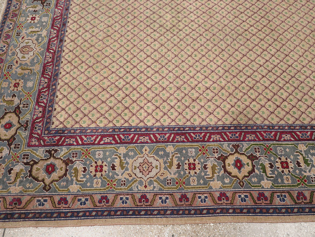 Vintage Indian Room Size Carpet, No.31828 - Staging