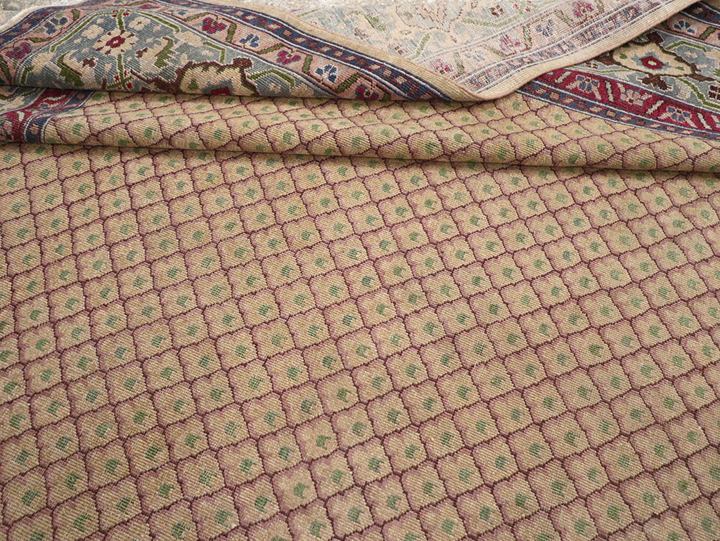 Vintage Indian Room Size Carpet, No.31828 - Staging