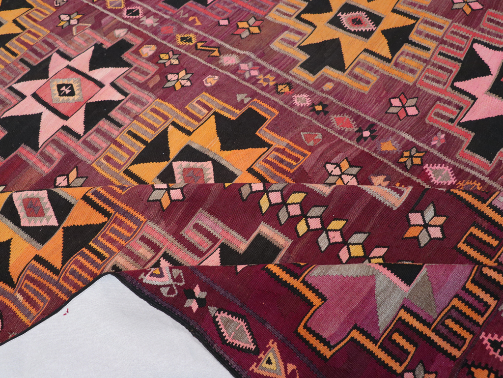 Vintage Turkish Flatweave Kilim Large Room Size Carpet, No.31831 - Staging