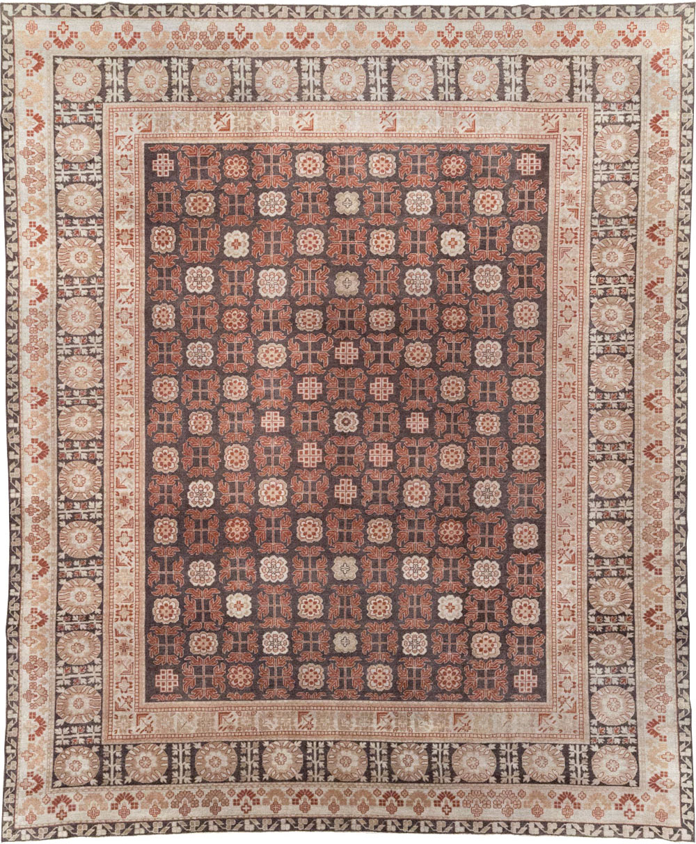 Modern East Turkestan Khotan Room Size Carpet, No.31848 - Staging