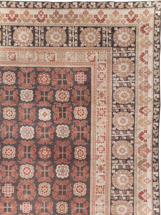 Modern East Turkestan Khotan Room Size Carpet, No.31848 - Staging