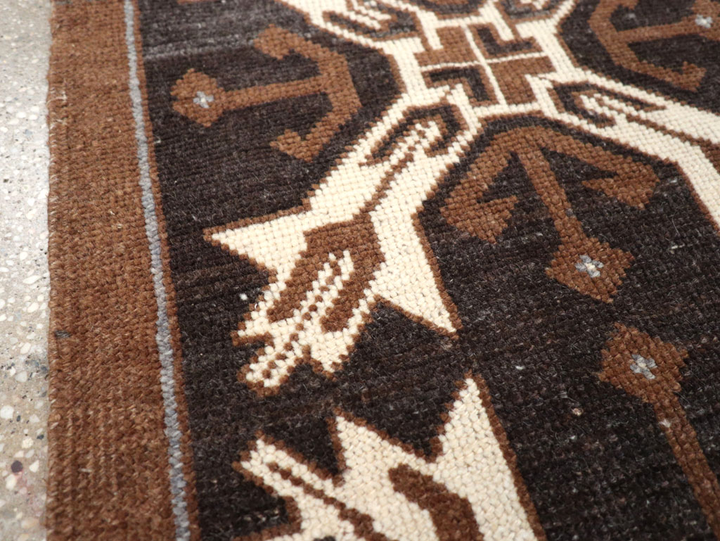 Vintage Turkish Anatolian Throw Rug, No.31855 - Staging
