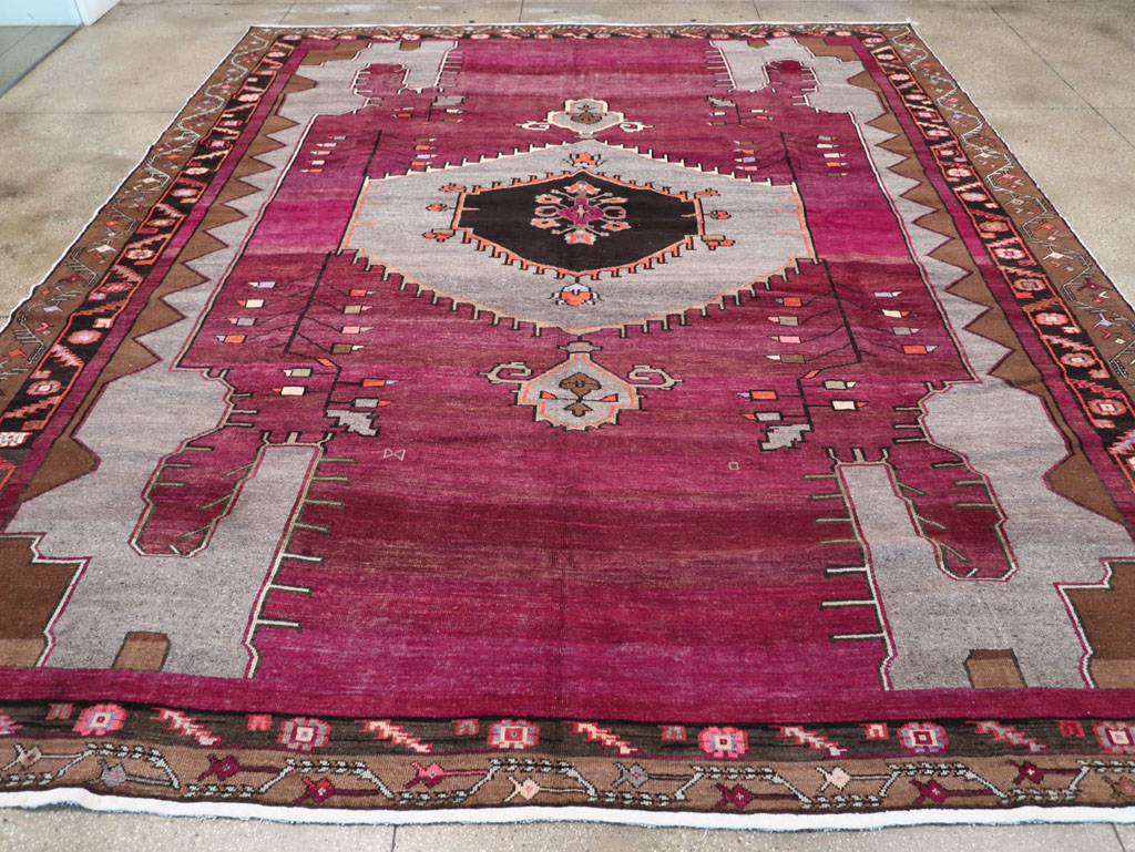 Vintage Turkish Anatolian Large Room Size Carpet, No.31863 - Staging