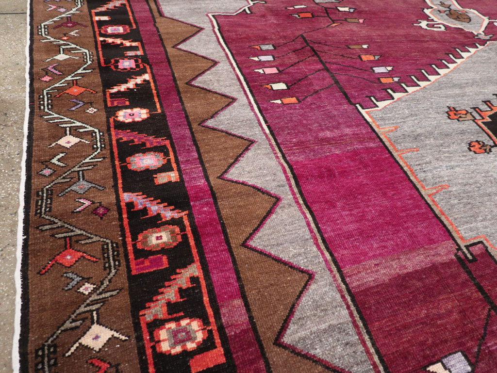 Vintage Turkish Anatolian Large Room Size Carpet, No.31863 - Staging