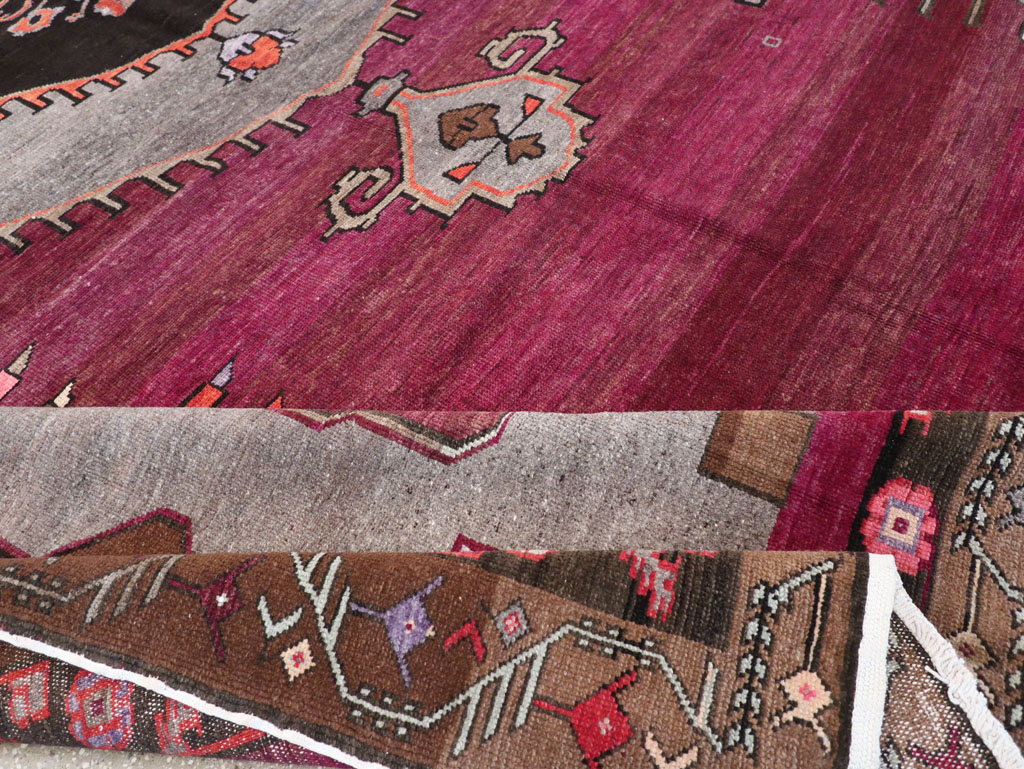 Vintage Turkish Anatolian Large Room Size Carpet, No.31863 - Staging