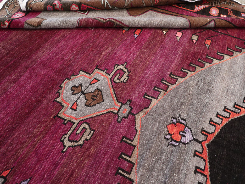 Vintage Turkish Anatolian Large Room Size Carpet, No.31863 - Staging