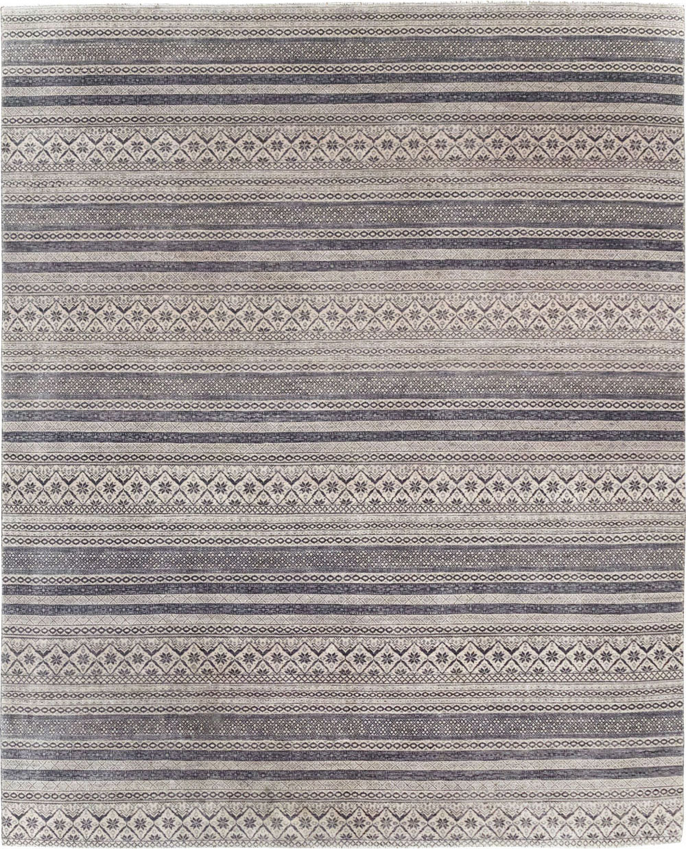 Contemporary Turkish Small Room Size Carpet, No.31876 - Staging