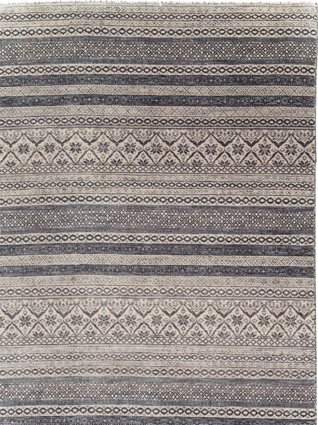 Contemporary Turkish Small Room Size Carpet, No.31876 - Staging