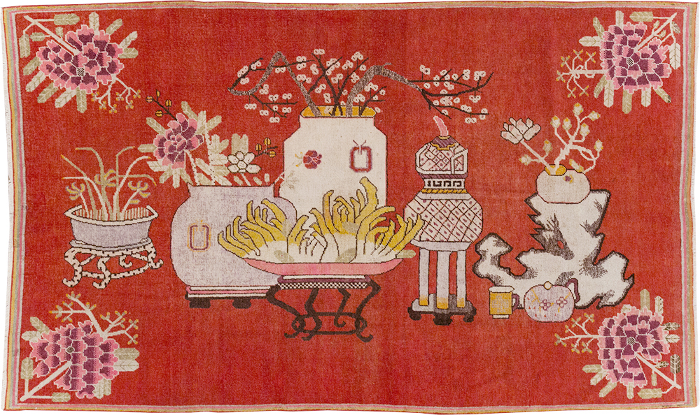 Antique East Turkestan Pictorial Vase Khotan Rug, No.31879 - Staging