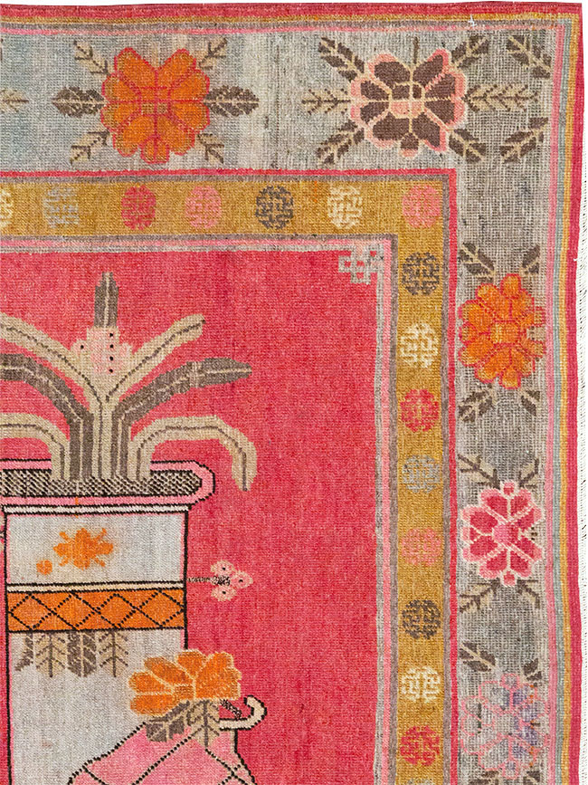 Antique East Turkestan Pictorial Vase Khotan Accent Rug, No.31882 - Staging
