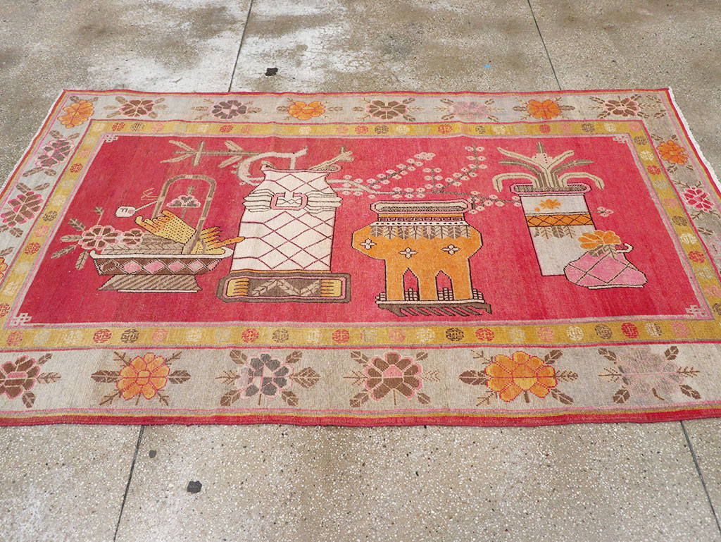 Antique East Turkestan Pictorial Vase Khotan Accent Rug, No.31882 - Staging