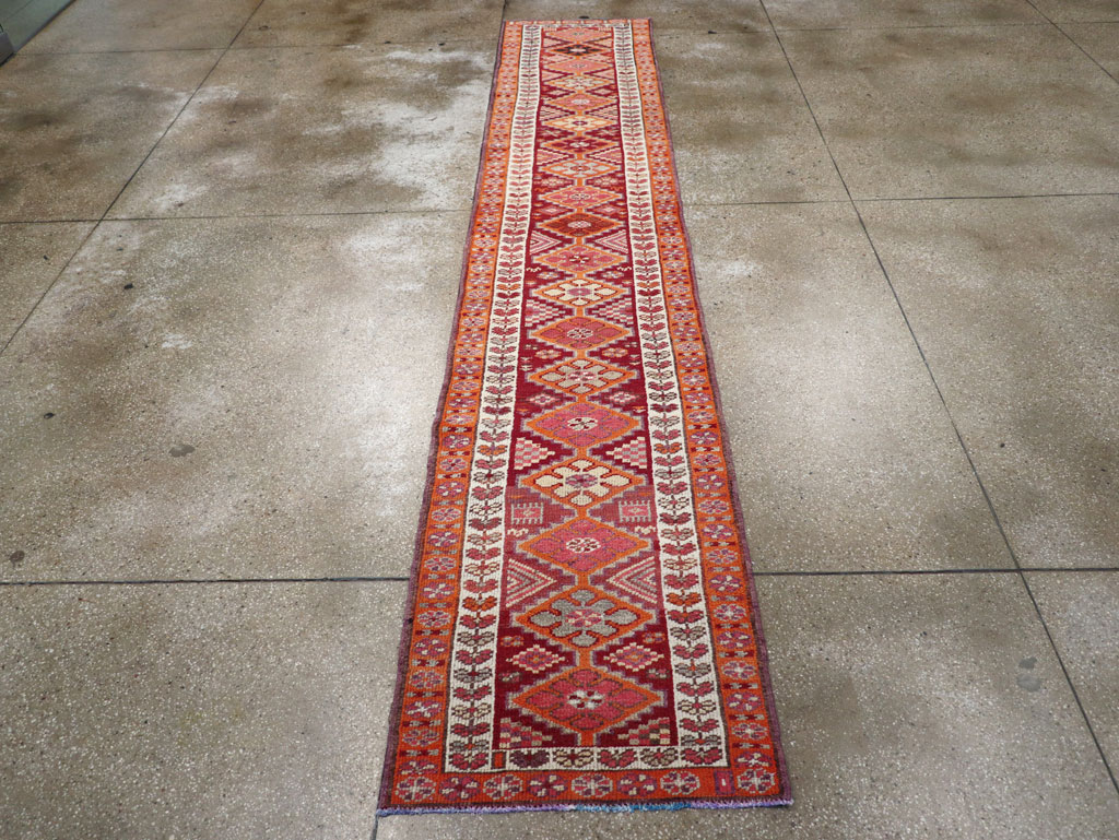 Vintage Turkish Anatolian Runner, No.31892 - Staging