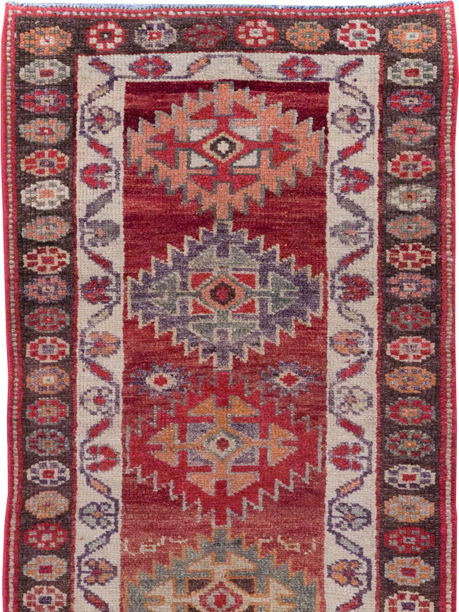 Vintage Turkish Anatolian Runner, No.31893 - Staging