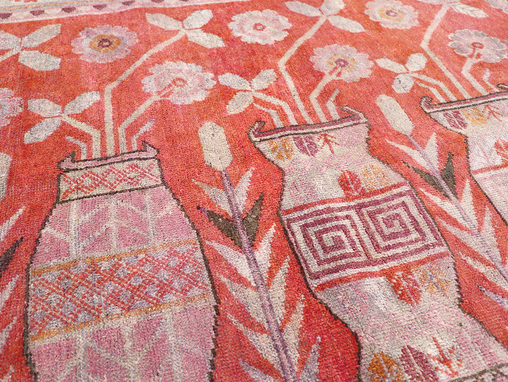 Antique East Turkestan Khotan Pictorial Vase Accent Rug, No.31895 - Staging