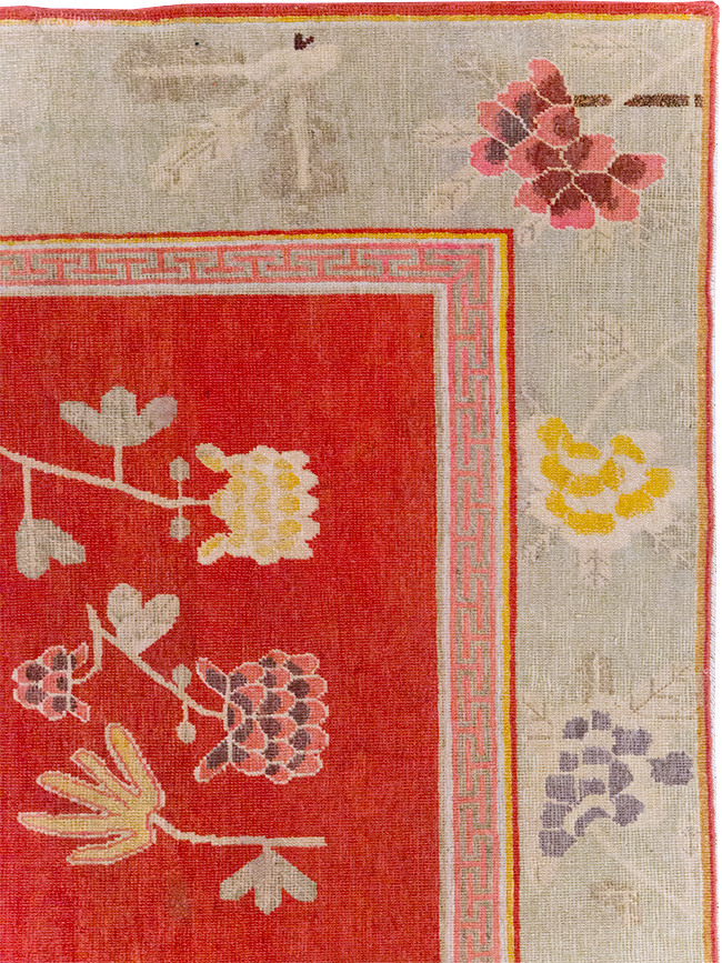 Vintage East Turkestan Pictorial Vase Khotan, No.31902 - Staging