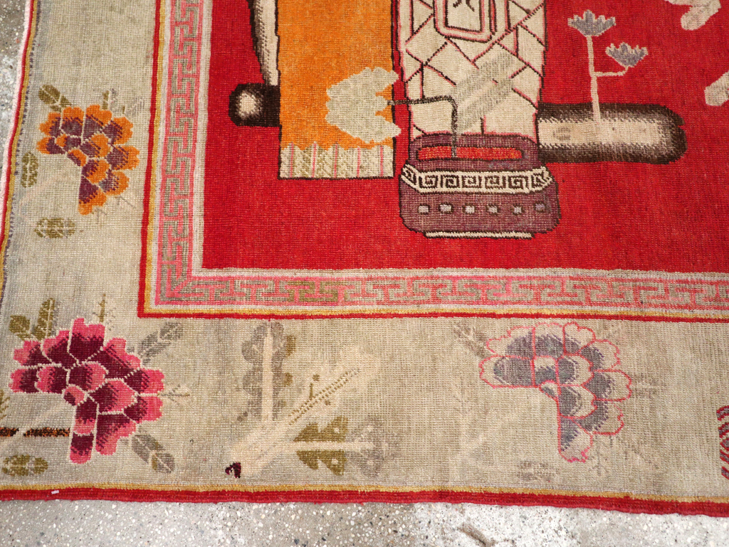 Vintage East Turkestan Pictorial Vase Khotan, No.31902 - Staging