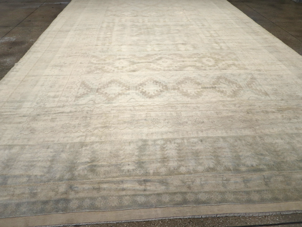 Vintage Moroccan Rug, No.31903 - Staging