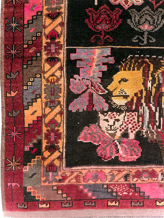 Vintage Turkish Anatolian Pictorial Accent Carpet, No.31909 - Staging