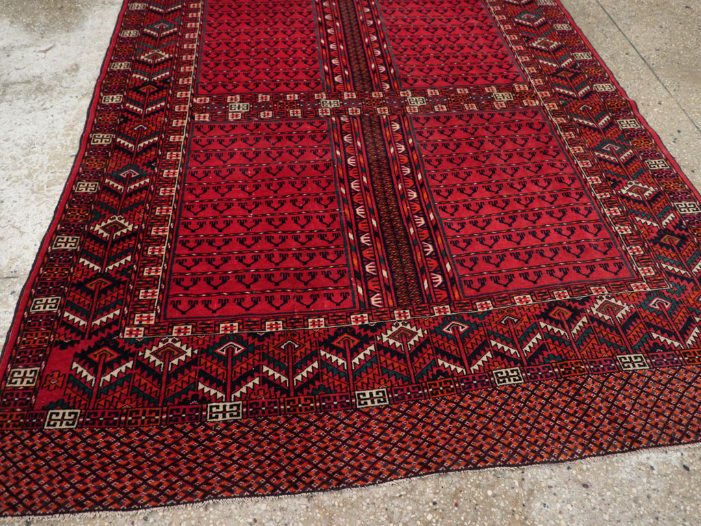 Vintage Central Asian Tekke Accent Rug, No.31915 - Staging