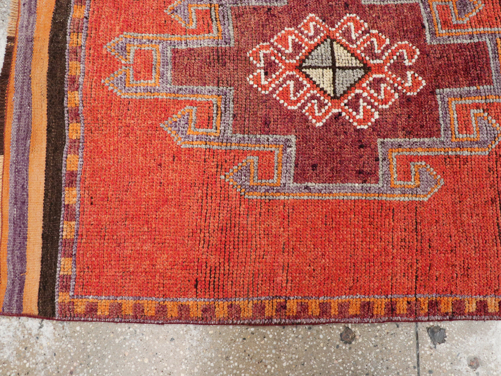 Vintage Turkish Anatolian Tribal Runner, No.31919 - Staging