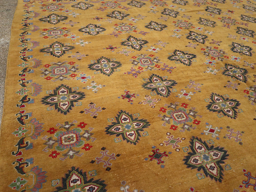 Vintage Indian Room Size Carpet, No.31921 - Staging