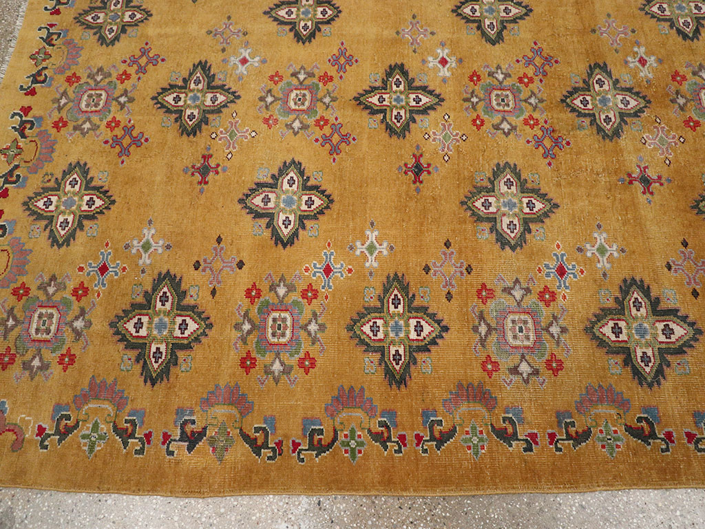 Vintage Indian Room Size Carpet, No.31921 - Staging