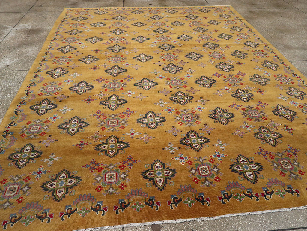 Vintage Indian Room Size Carpet, No.31921 - Staging