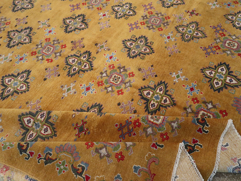 Vintage Indian Room Size Carpet, No.31921 - Staging