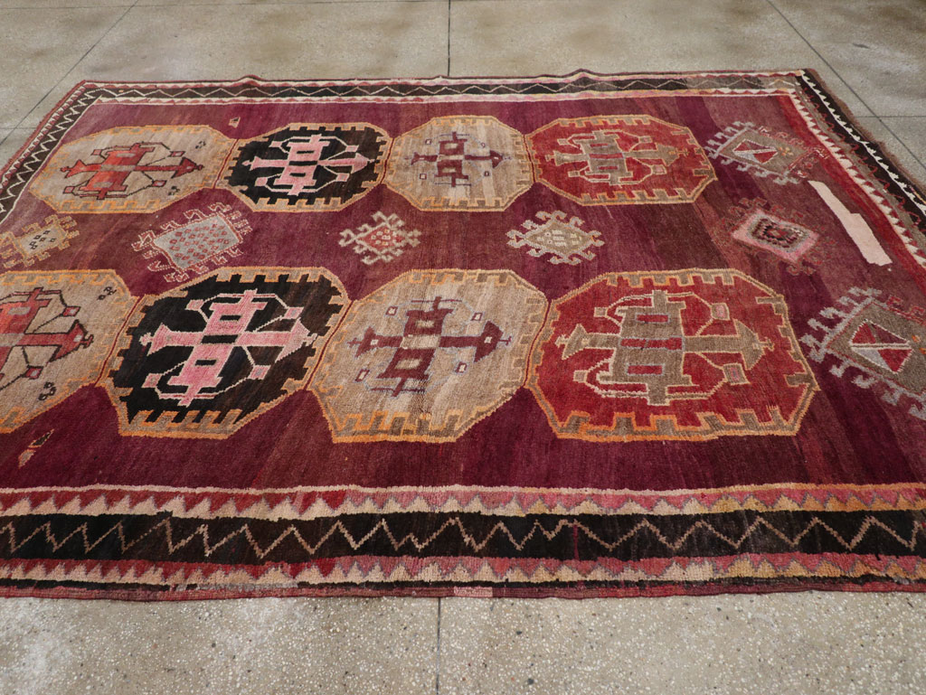 Vintage Turkish Anatolian Small Room Size Carpet, No.31925 - Staging
